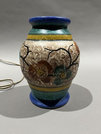 Two ceramic lamp bases, differences. 
Modern...