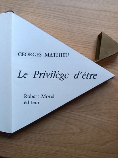 Large lot of books, mainly by Madame COLETTE....