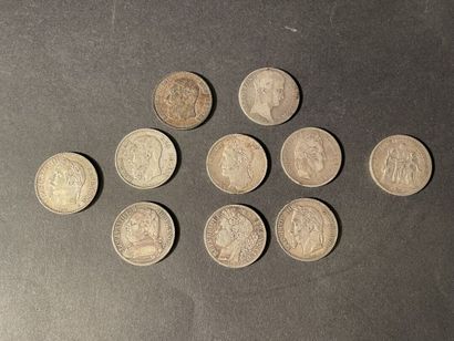 Lot of silver coins.
Weight : 249 g