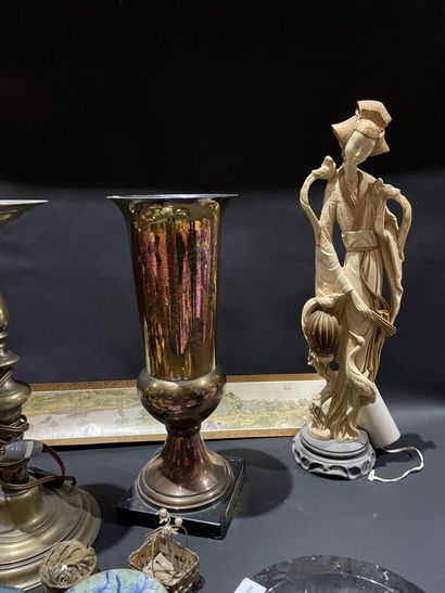 Marble ashtray, lots of pieces, candleholders...