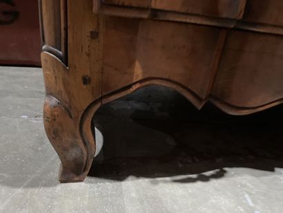 Stained wood chest of drawers, crossbow front,...