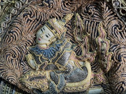 Lot of fabrics embroidered with metallic...