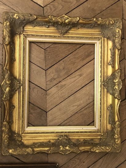 Set of three frames
Dimensions of the views...