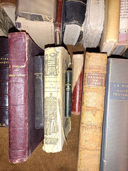 Strong lot of miscellaneous bound books including...