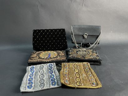 Set of embroidered or sequined clutches,...