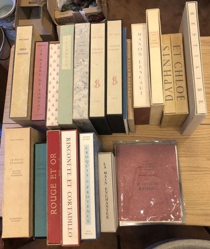Large lot of miscellaneous books in slipcases,...