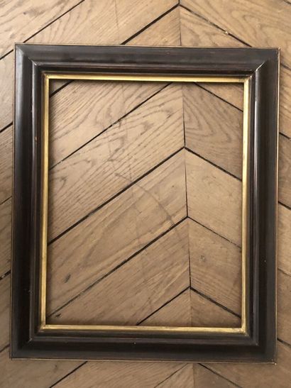 Set of three frames
Dimensions of the views...