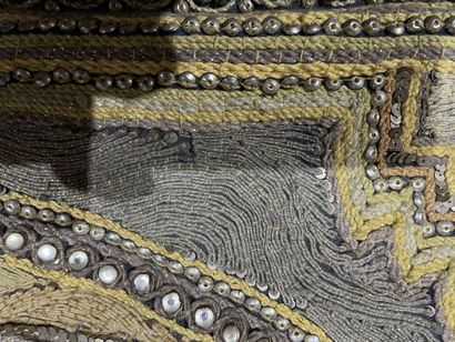 Lot of fabrics embroidered with metallic...