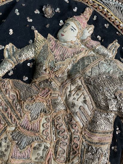 Lot of fabrics embroidered with metallic...