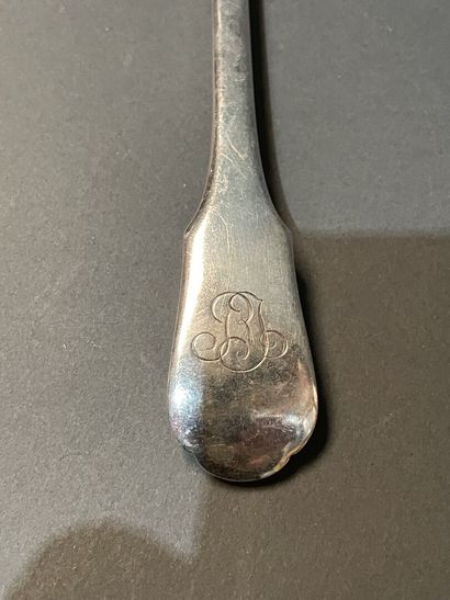 Cuillère à salade en argent uniplat chiffrée...