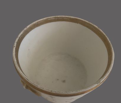 Service tête à tête en porcelaine à décor...