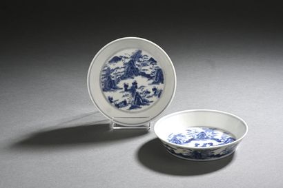 CHINE - Fin XIXème siècle
Deux soucoupes...
