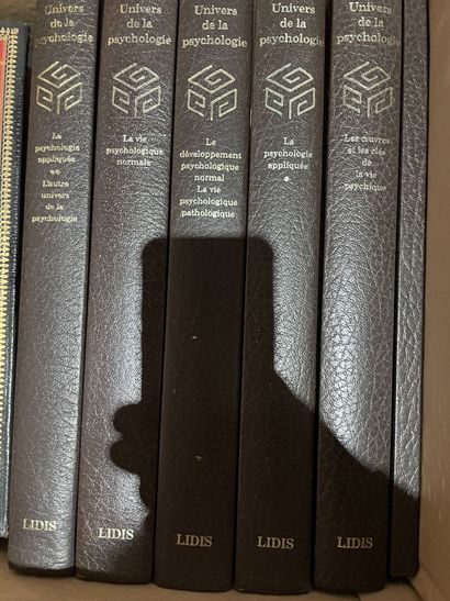 Lot of bound and paperback books,
mainly...