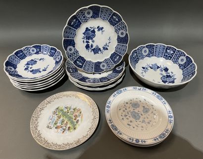 Parties de service de table en porcelaine...
