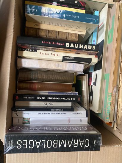Lot of mainly art books and six books from...