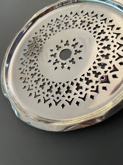 Brule parfum en argent anglais à décor de...
