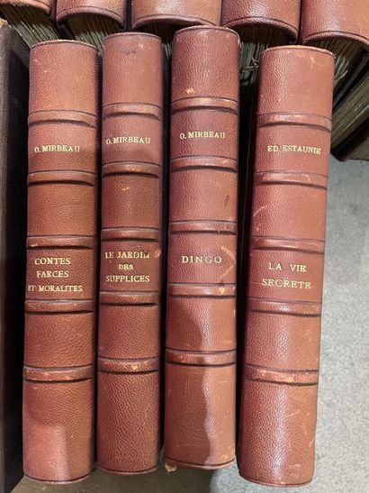 Lot of bound and paperback books,
mainly...