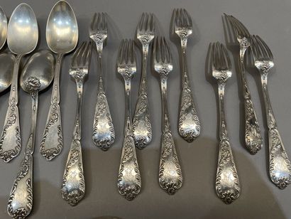 Lot de couverts en argent comprenant :
2...