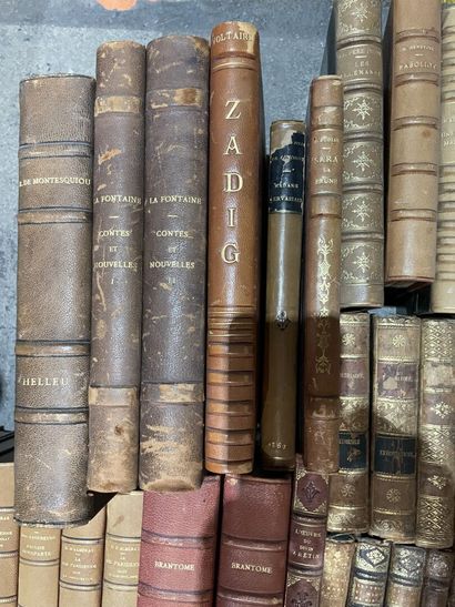 Lot of bound and paperback books,
mainly...