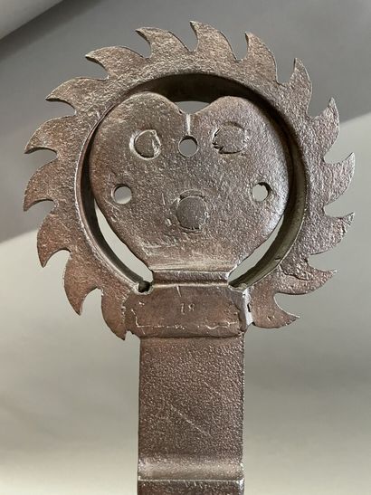 Modern school
Child couple 
Cast-iron sculpture...