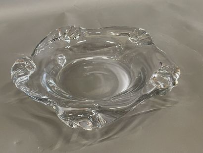 DAUM France
Round crystal bowl signed on...