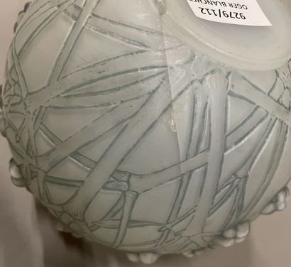 R. LALIQUE 
Mistletoe ball vase. 
Proof in...