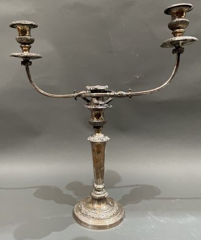 Lot of trinkets :
Silver-plated two-light...