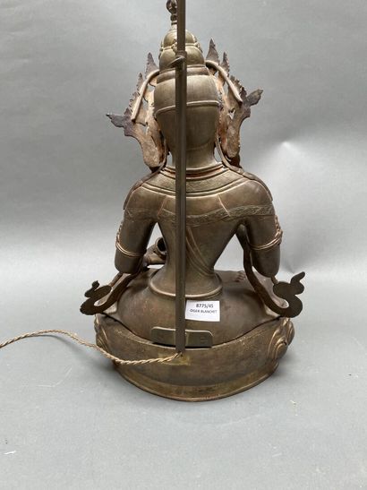 Gilded metal Buddha lamp in the taste of...