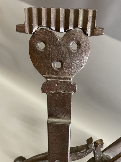 Modern school
Child couple 
Cast-iron sculpture...