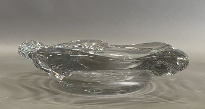 DAUM France
Round crystal bowl signed on...