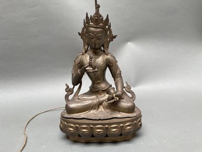 Gilded metal Buddha lamp in the taste of...