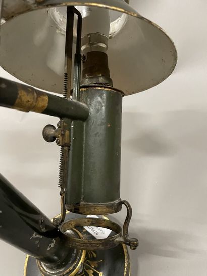 Green and gold lacquered metal quinquet lamp....
