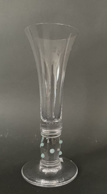 DAUM - FRANCE
Crystal vase with flared neck...
