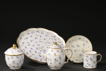 SÈVRES
Sèvres soft-paste porcelain luncheon...