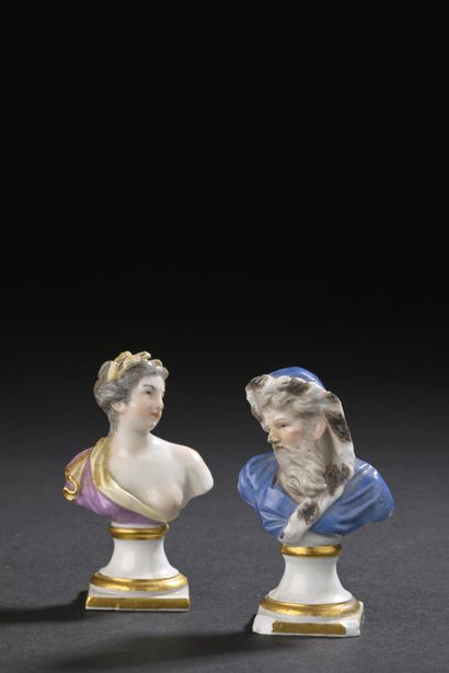 MEISSEN
Two small porcelain busts representing...