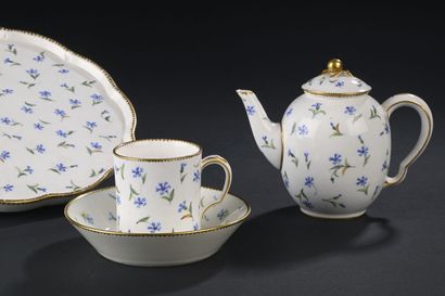 SÈVRES
Sèvres soft-paste porcelain luncheon...