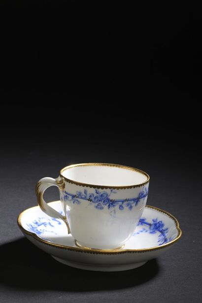 SÈVRES
Hébert tumbler and saucer in soft...