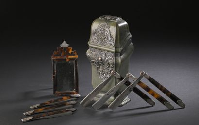 Barber's case in molded and green-lacquered...