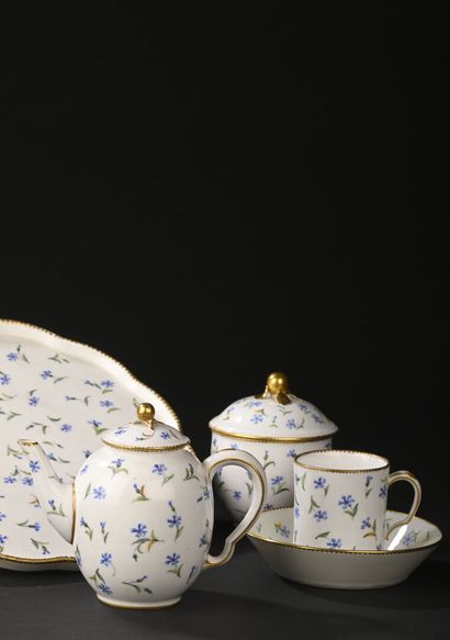 SÈVRES
Sèvres soft-paste porcelain luncheon...