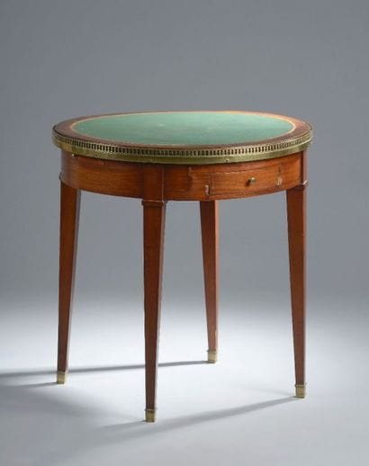 Table de bouillotte en acajou et placage...