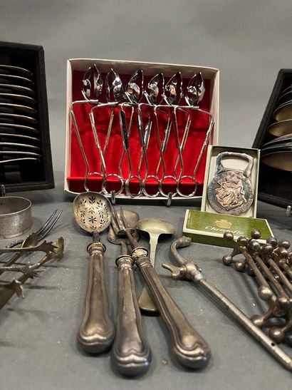 Set of silver-plated flatware, snail service,...