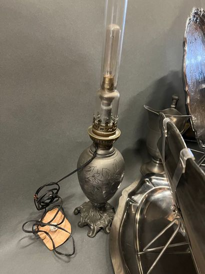 Lot of various pieces in silver and pewter...