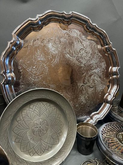 Lot of various pieces in silver and pewter...
