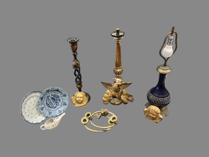 Small lot of trinkets: two piques cierge,...