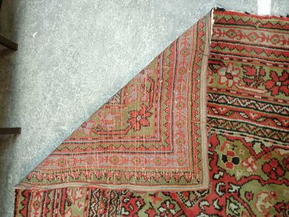 Smyrna carpet (warp, weft and wool pile),...