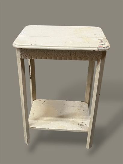 White stained wood tea table with one shelf.
Damage...