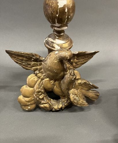 Small lot of trinkets: two piques cierge,...