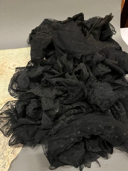 Lot of mourning lace and a christening d...