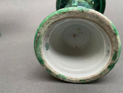 Ensemble de vases et théière en céramique...
