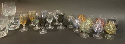 Partie de service de verres à liqueur en...
